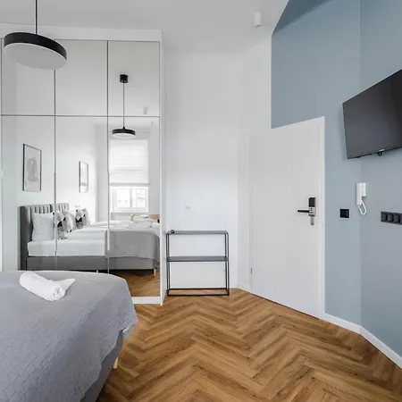Przytulne I Komfortowe Studia Very Berry W Poznaniu By Noclegi Renters Exterior photo