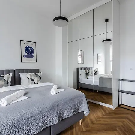 Przytulne I Komfortowe Studia Very Berry W Poznaniu By Noclegi Renters Exterior photo