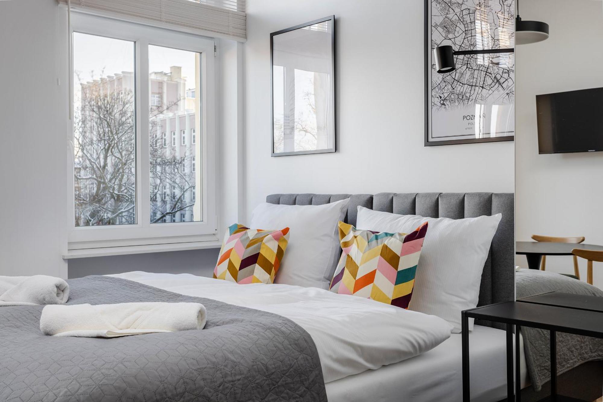 Apartment Przytulne I Komfortowe Studia Very Berry W Poznaniu By Renters Poznan