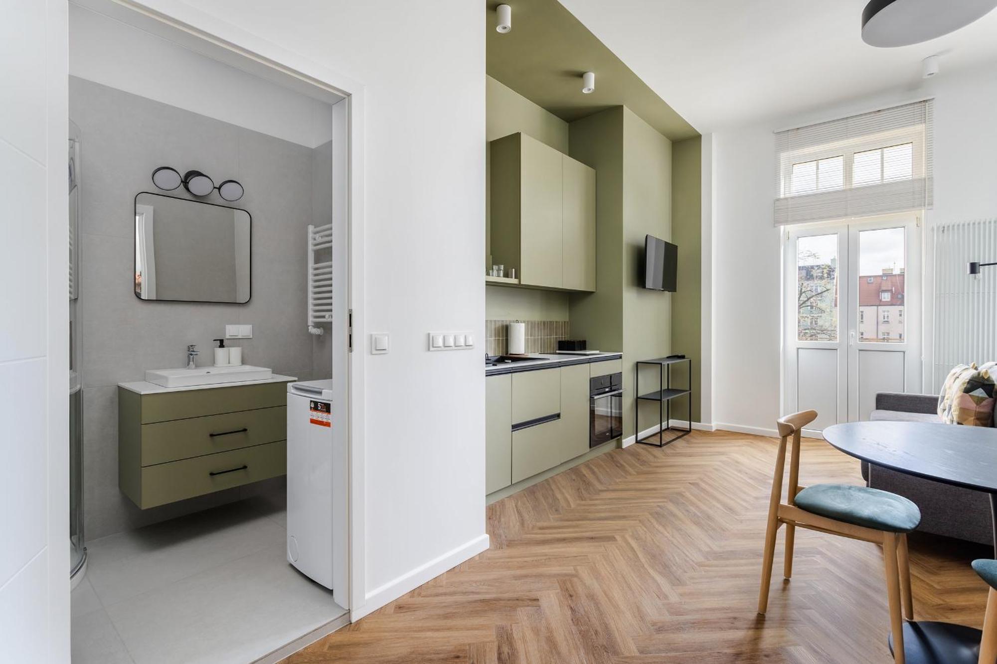 Przytulne I Komfortowe Studia Very Berry W Poznaniu By Renters Apartment *