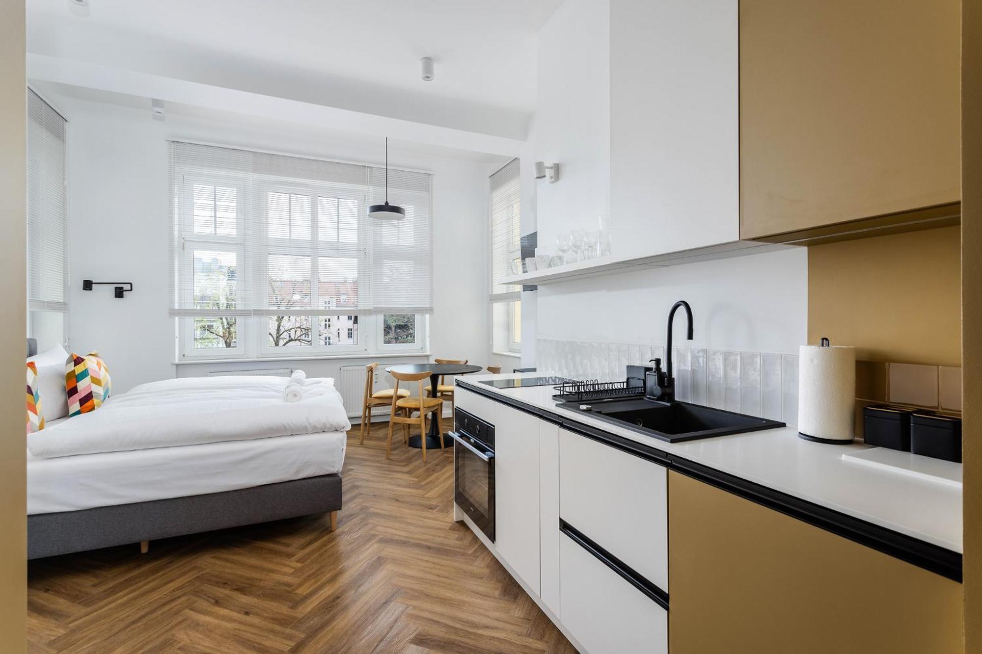 Przytulne I Komfortowe Studia Very Berry W Poznaniu By Renters * Poznan