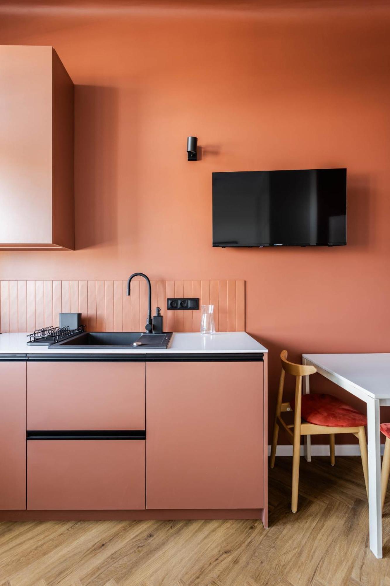 Apartment Przytulne I Komfortowe Studia Very Berry W Poznaniu By Renters *