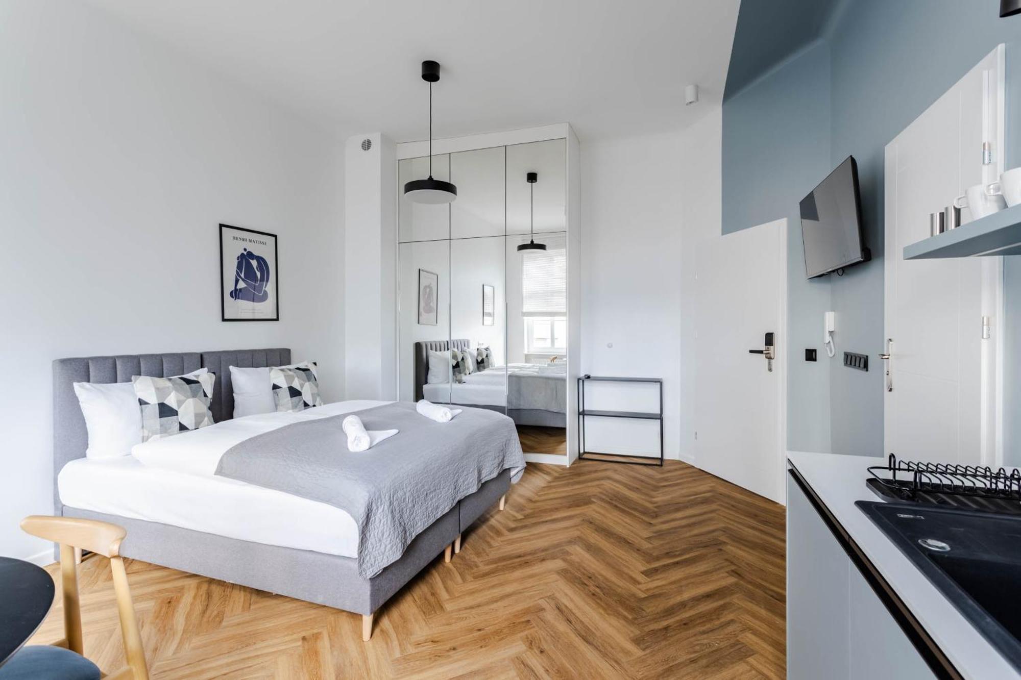 Przytulne I Komfortowe Studia Very Berry W Poznaniu By Renters Poznan
